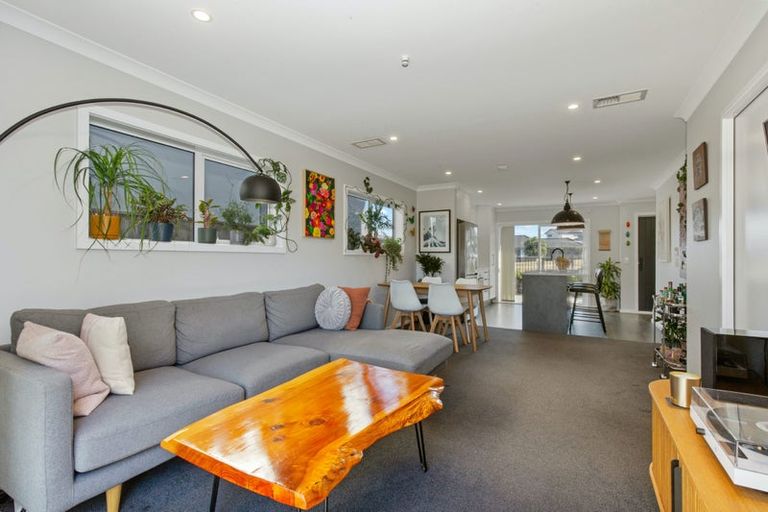 Photo of property in 166a John Burke Drive, Aotea, Porirua, 5024