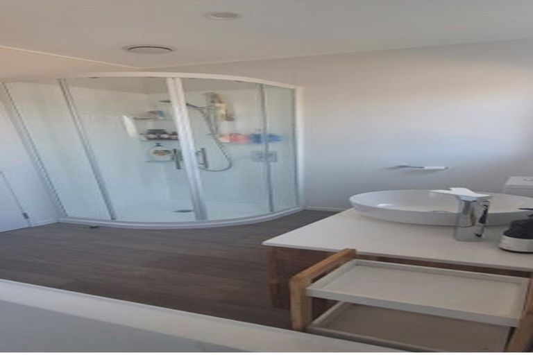 Photo of property in 118b Makarini Street, Paraparaumu, 5032