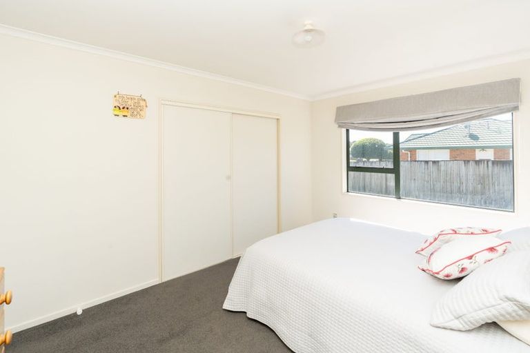 Photo of property in 14 Caulfield Place, Nawton, Hamilton, 3200