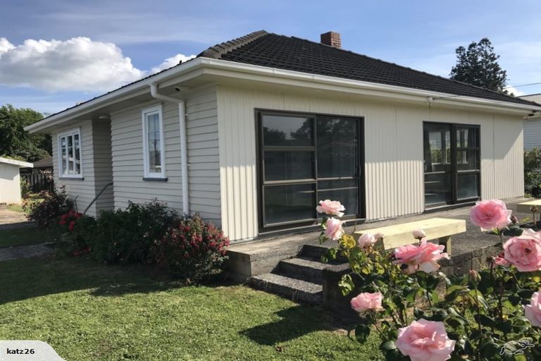 Photo of property in 16 Bettina Road, Fairfield, Hamilton, 3214