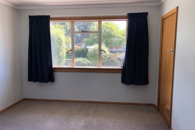 Photo of property in 23 Main Road, Luggate, Cromwell, 9383