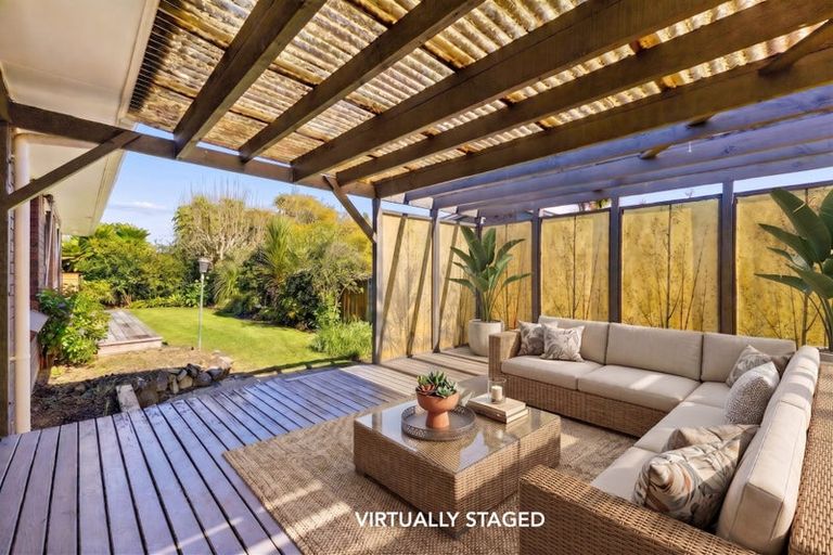 Photo of property in 1/12 Bungalore Place, Half Moon Bay, Auckland, 2012
