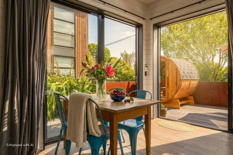 Photo of property in 12a Hurley Street, Christchurch Central, Christchurch, 8011