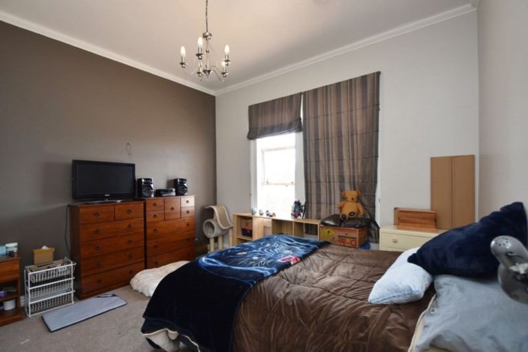 Photo of property in 33 Bullar Street, Grasmere, Invercargill, 9810