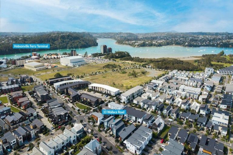 Photo of property in 33 Wallace Road, Hobsonville, Auckland, 0616