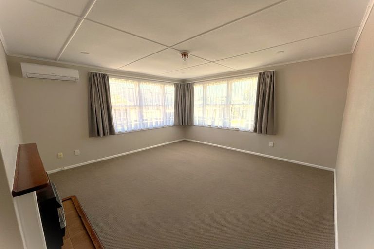 Photo of property in 563 Queen Street East, Levin, 5510