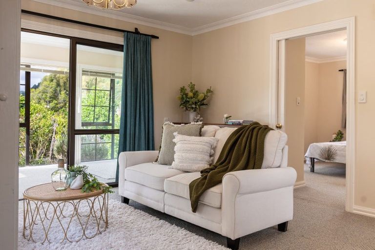 Photo of property in 114 Main Road South, Raumati Beach, Paraparaumu, 5032