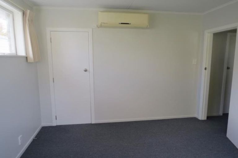 Photo of property in 142 Pembroke Street, Westown, New Plymouth, 4310