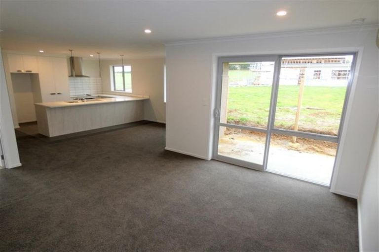 Photo of property in 48 Adams Road South, Pukekohe, 2120