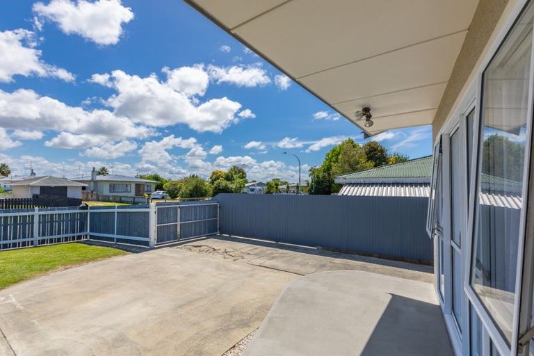 Photo of property in 3 Kelvin Road, Maraenui, Napier, 4110