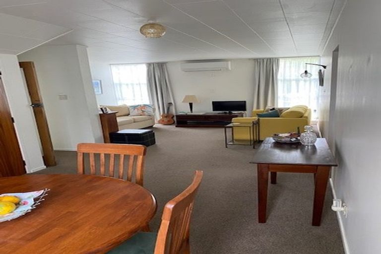 Photo of property in 2/13 Walter Street, Hauraki, Auckland, 0622