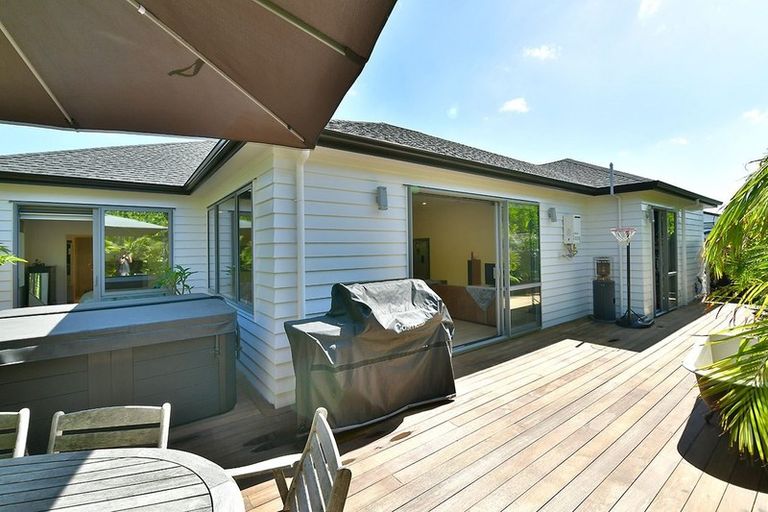 Photo of property in 55 Harvest Avenue, Orewa, 0931