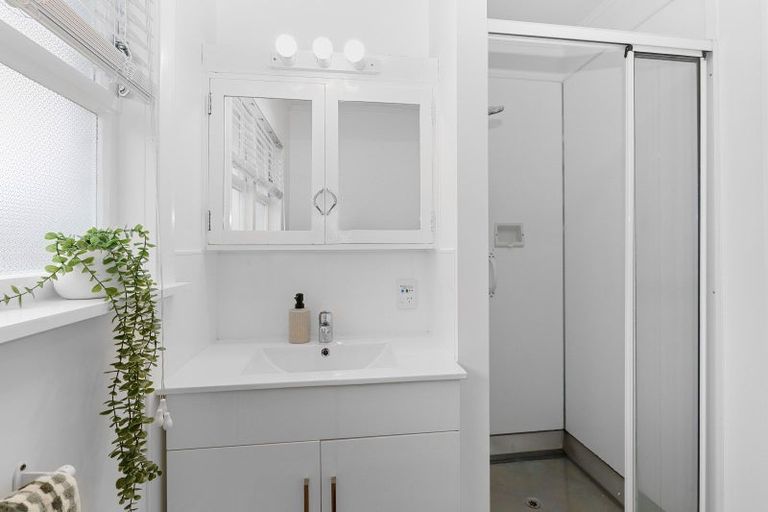 Photo of property in 25 Rimu Street, Waikanae, 5036