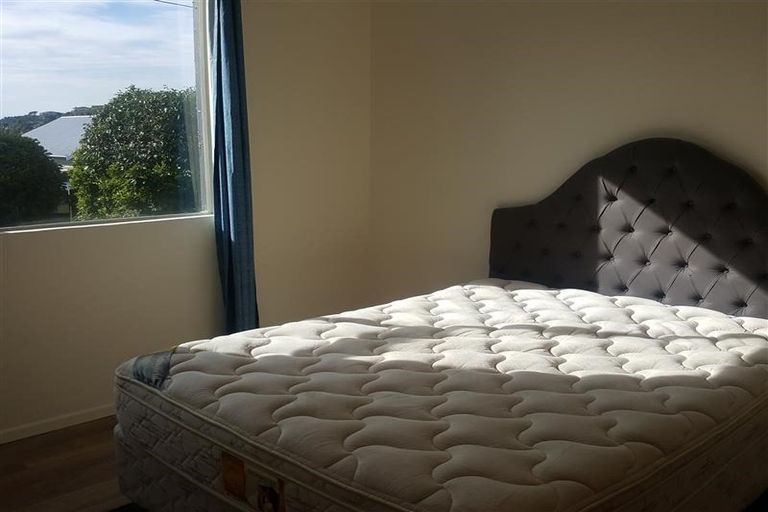 Photo of property in 1/58 Paynters Avenue, Strandon, New Plymouth, 4312