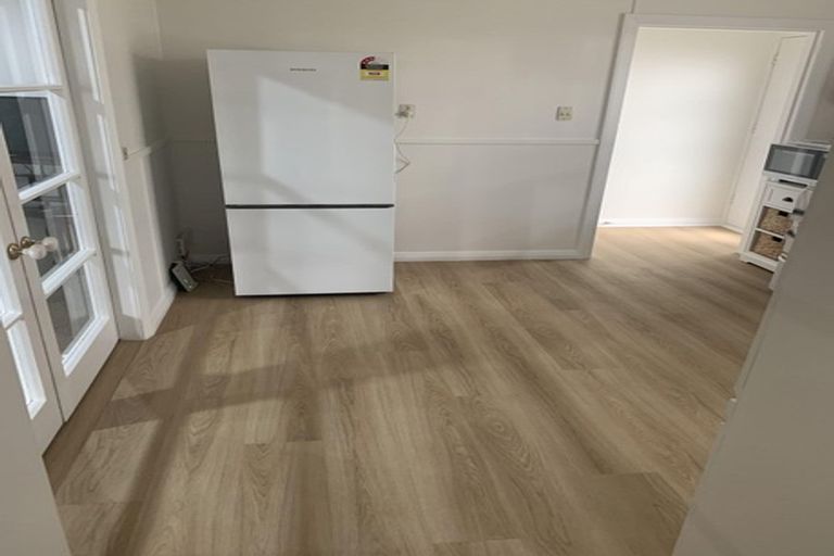 Photo of property in 2/131b Mcfaddens Road, Saint Albans, Christchurch, 8052