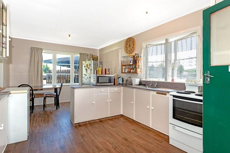 Photo of property in 28 Endcliffe Road, Kaiti, Gisborne, 4010