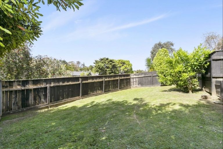 Photo of property in 1/50 Stapleford Crescent, Browns Bay, Auckland, 0630