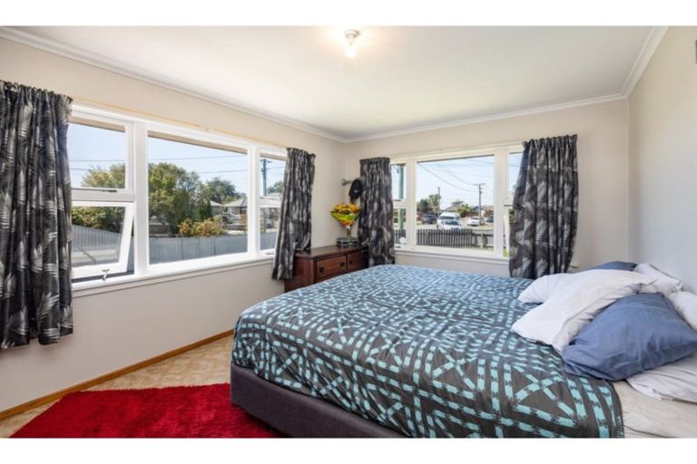 Photo of property in 17 Ariel Place, Aranui, Christchurch, 8061