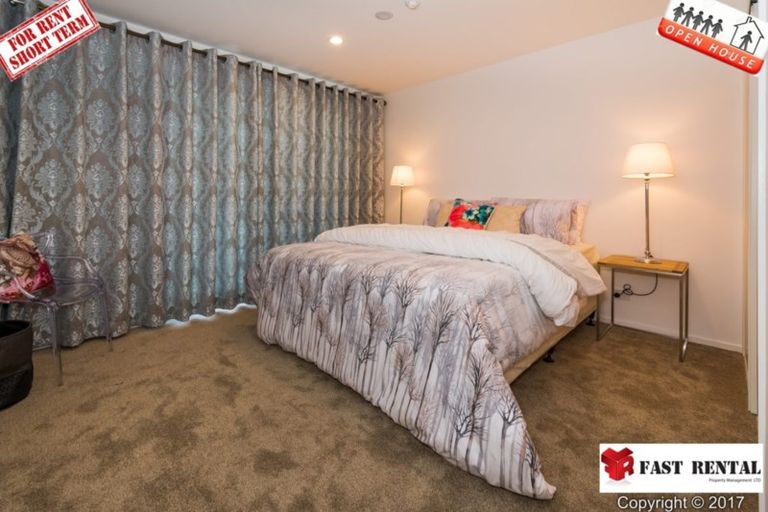Photo of property in Apollo Apartments, 201/46 Rosedale Road, Rosedale, Auckland, 0632
