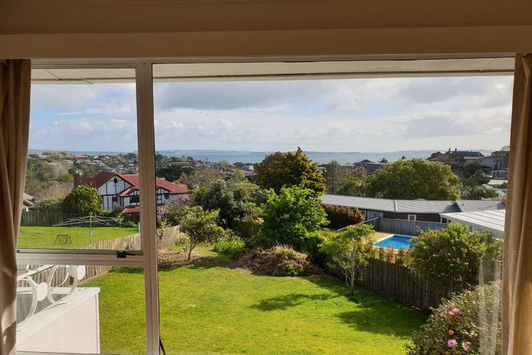 Photo of property in 1/26 Mellons Bay Road, Howick, Auckland, 2014