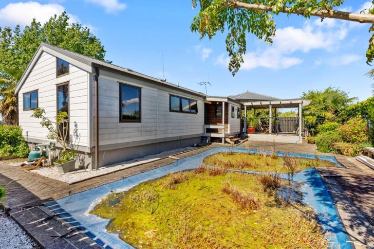 Photo of property in 38 Endeavour Avenue, Welcome Bay, Tauranga, 3112