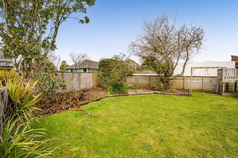 Photo of property in 11 Konini Street, Inglewood, 4330