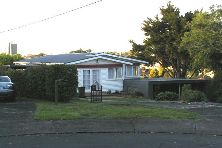 Photo of property in 6 Crichton Terrace, Hauraki, Auckland, 0622