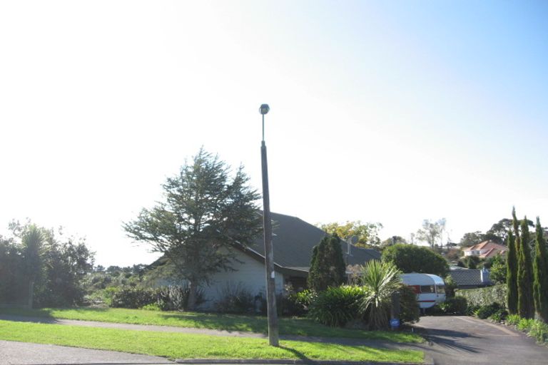 Photo of property in 49 Charles Dickens Drive, Mellons Bay, Auckland, 2014