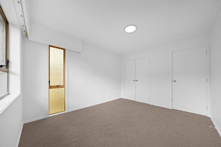 Photo of property in 1/132 Hutchinsons Road, Bucklands Beach, Auckland, 2014