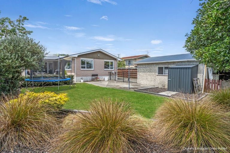 Photo of property in 19 Devon Street, Stoke, Nelson, 7011