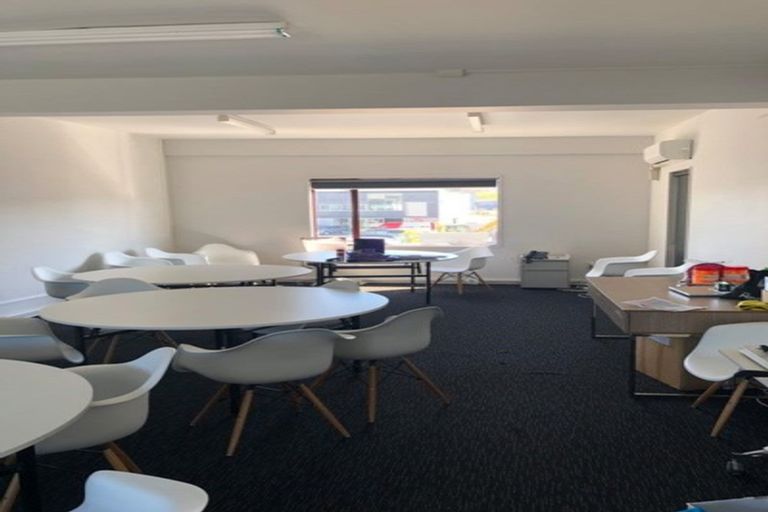 Photo of property in 24 Walker Street, East Gore, Gore, 9710