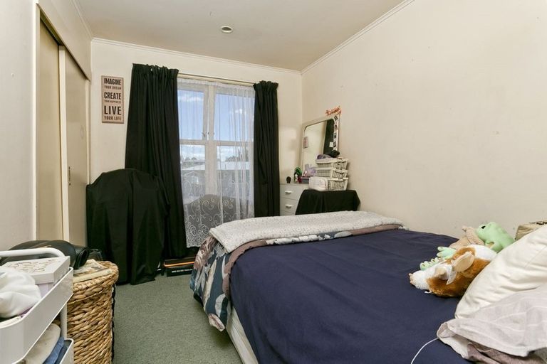 Photo of property in 23 Japonica Drive, Beach Haven, Auckland, 0626