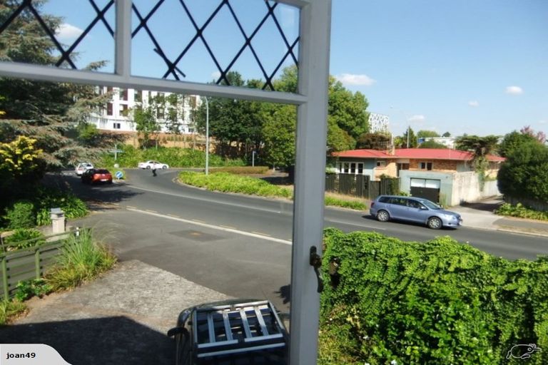 Photo of property in 32 Lake Crescent, Hamilton Lake, Hamilton, 3204