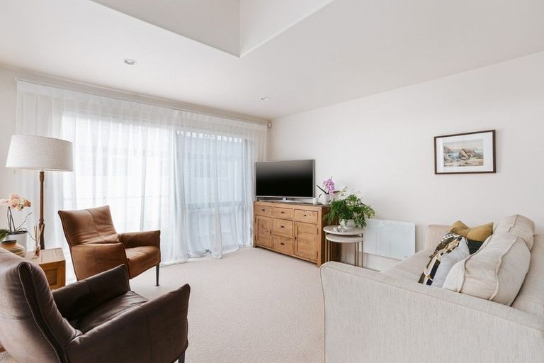 Photo of property in 15d Pacific Avenue, Mount Maunganui, 3116