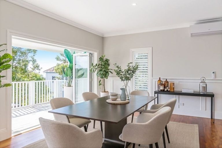 Photo of property in 2e Vipond Road, Stanmore Bay, Whangaparaoa, 0932