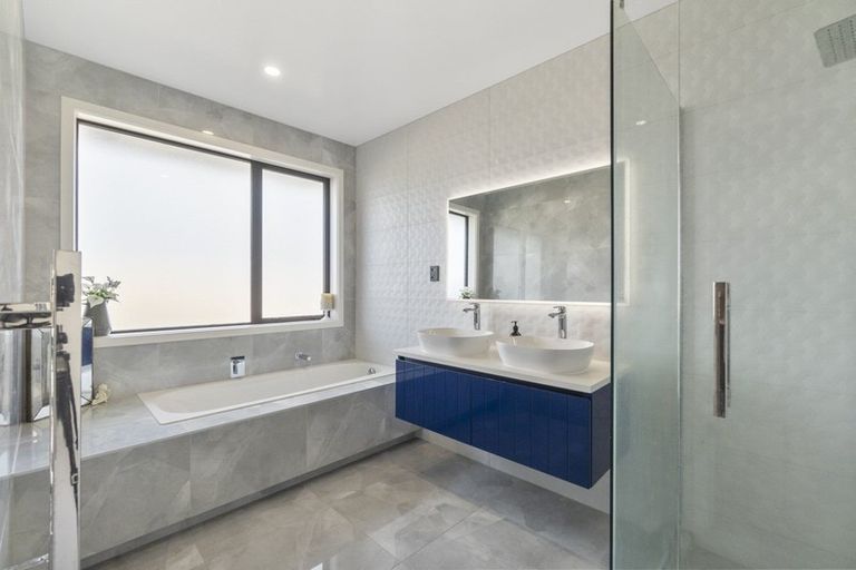 Photo of property in 14 Waireka Road, Rototuna North, Hamilton, 3210