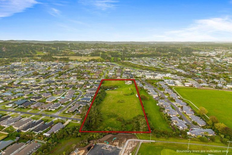 Photo of property in 68 Tapu Road, Huapai, Kumeu, 0810