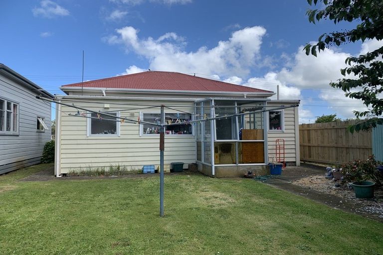 Photo of property in 78 Disraeli Street, Hawera, 4610