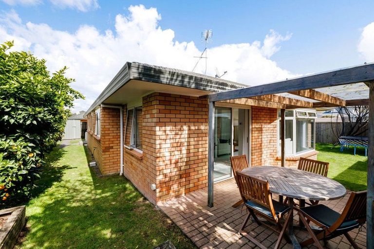 Photo of property in 24a Williams Street, Cambridge, 3434