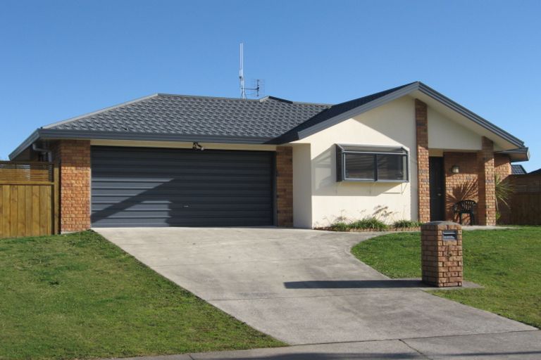 Photo of property in 5 Sandhurst Place, Nawton, Hamilton, 3200