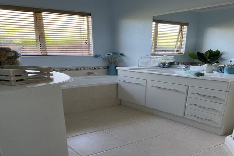 Photo of property in 45 Calypso Drive, Papamoa Beach, Papamoa, 3118