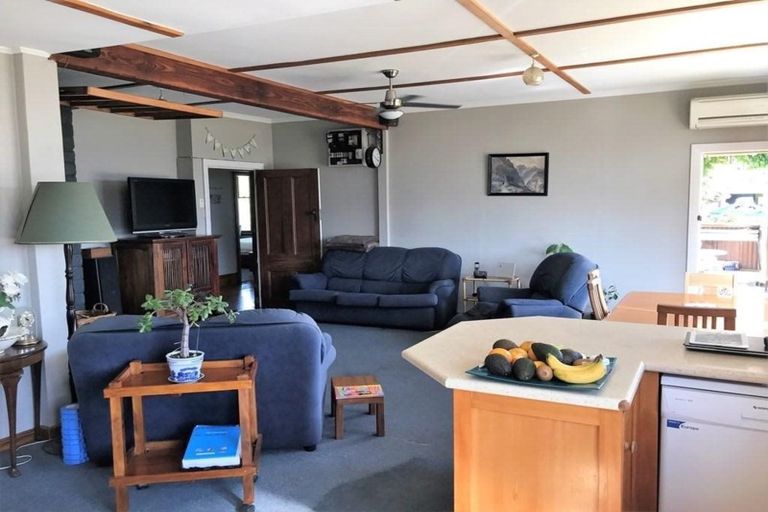 Photo of property in 98 Abel Tasman Drive, Takaka, 7110