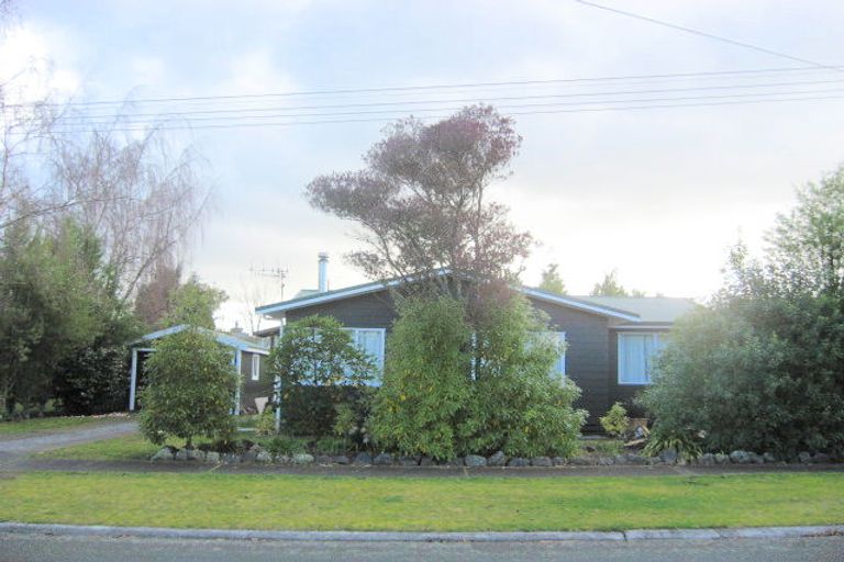 Photo of property in 19 Heeni Street, Wharewaka, Taupo, 3330