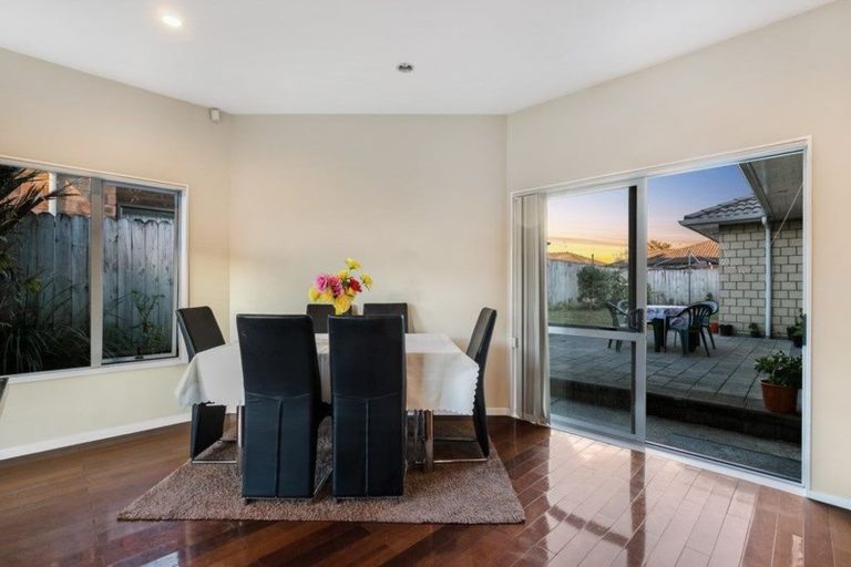 Photo of property in 25 Artillery Drive, Papakura, 2110