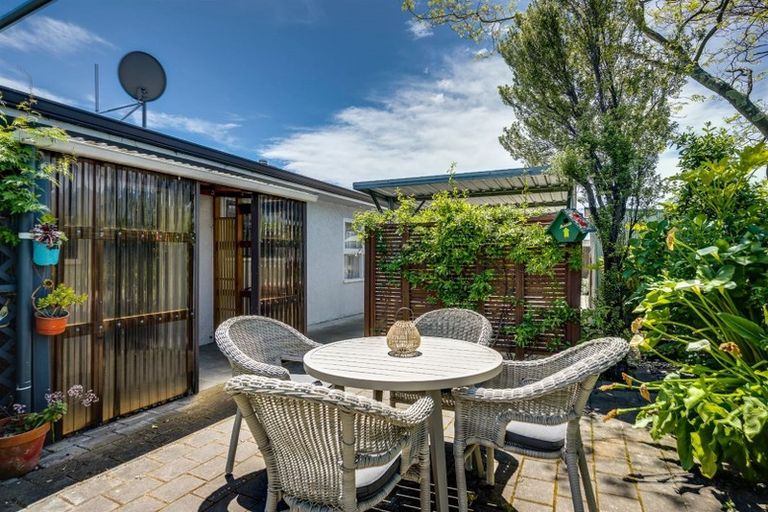 Photo of property in 123 Taradale Road, Onekawa, Napier, 4110