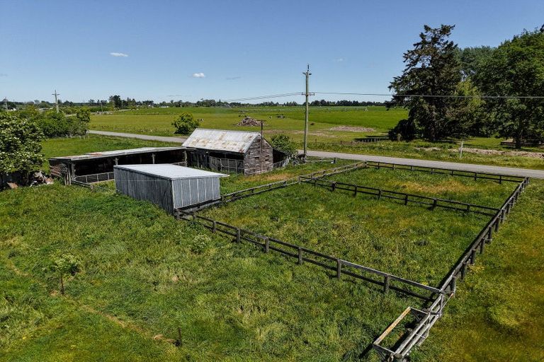 Photo of property in 192 Smarts Road, Rangiora, 7473