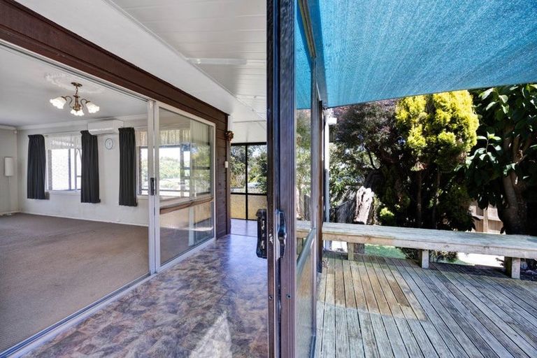 Photo of property in 46 Cumberland Street, Merrilands, New Plymouth, 4312