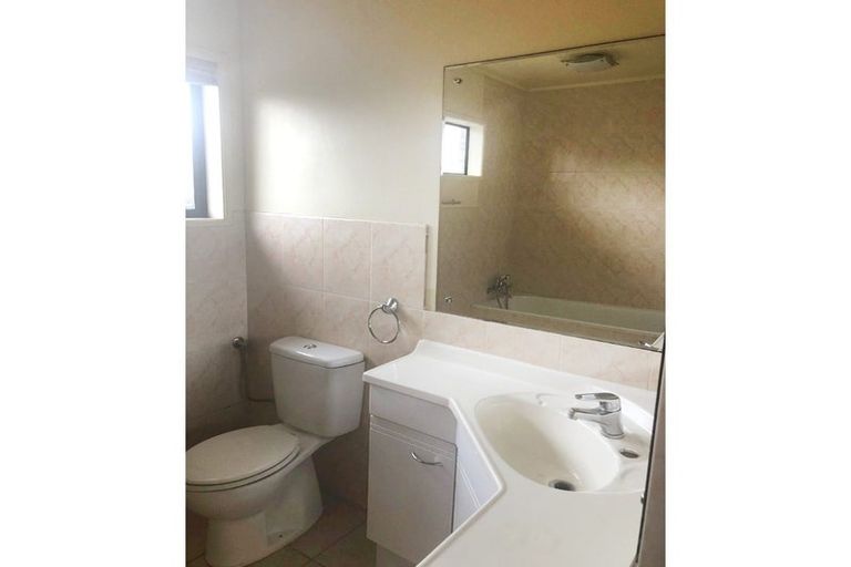 Photo of property in 127 Beach Road, Pahurehure, Papakura, 2113