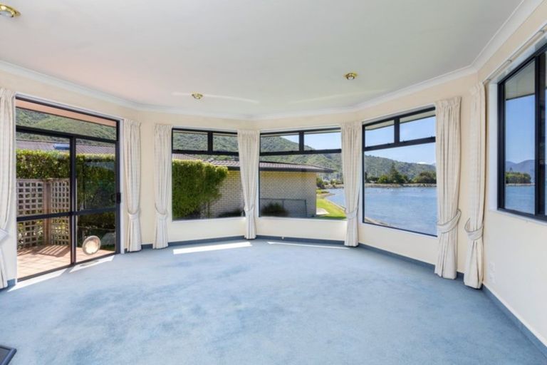 Photo of property in 291b Waikawa Road, Waikawa, Picton, 7220