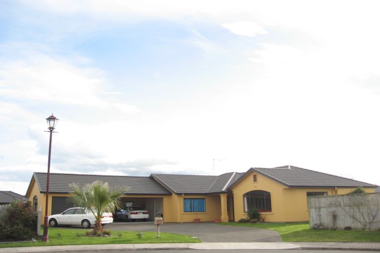 Photo of property in 10 Sovereign Place, Rototuna North, Hamilton, 3210